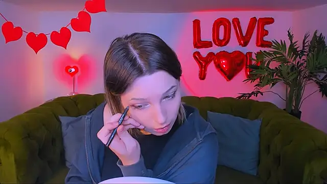 meowseduce online show from February 11, 2026, 1:38 pm