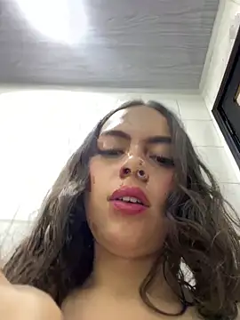 Annie bonnie  online show from June 25, 2026, 11:37 am