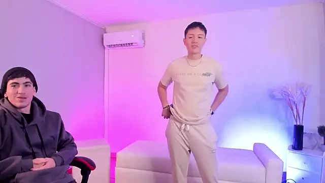 Bad Boys777 online show from April 15, 2026, 8:53 pm