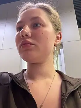 AsynaYuuki online show from February 22, 2026, 6:50 pm