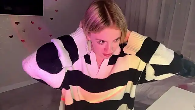 Between Eeys online show from February 26, 2026, 3:11 pm