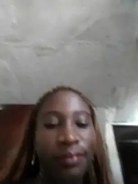 natalia-2302 online show from June 5, 2026, 8:03 pm