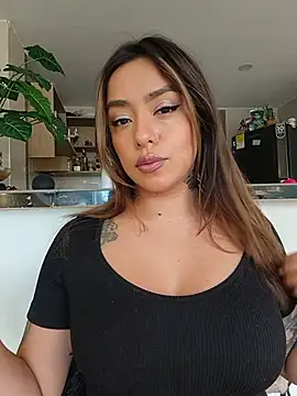 Snapshot of foxxy_lover chatting on July 16, 2026, 3:40 pm foxxy lover online show from July 16, 2026, 3:40 pm