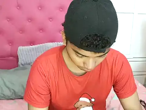 Snapshot of philipsex28 chatting on February 20, 2026, 2:08 am philipsex28 online show from February 20, 2026, 2:08 am