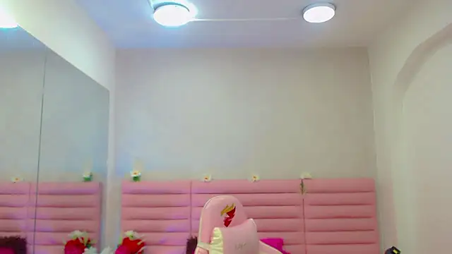 Snapshot of estefany_squirt1 chatting on February 5, 2026, 3:55 am estefany squirt1 online show from February 5, 2026, 3:55 am