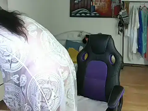 Sylly online show from February 27, 2025, 12:13 pm