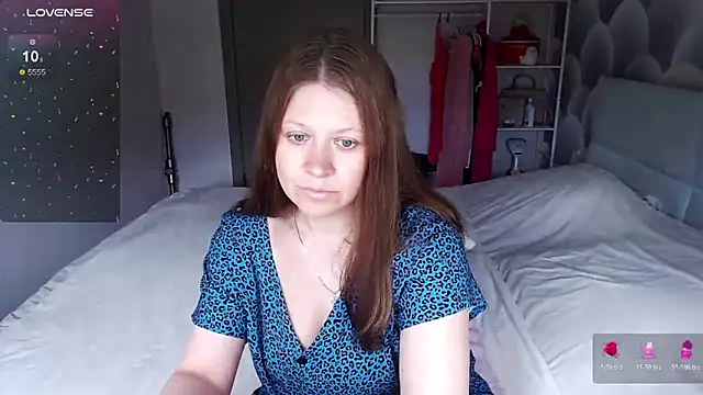 Snapshot of Aleksasamuii chatting on May 10, 2026, 7:46 am Aleksasamuii online show from May 10, 2026, 7:46 am