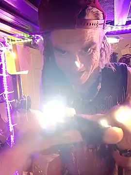 Snapshot of AllucyLu chatting on March 2, 2026, 3:41 am AllucyLu online show from March 2, 2026, 3:41 am