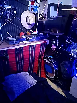 Snapshot of AllucyLu chatting on March 2, 2026, 5:08 am AllucyLu online show from March 2, 2026, 5:08 am