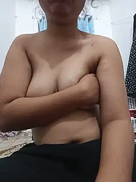 Sexy --2 online show from June 7, 2026, 10:35 pm