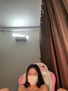 wang1472581 online show from March 14, 2026, 3:28 pm