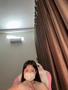 wang1472581 online show from March 16, 2026, 4:55 pm