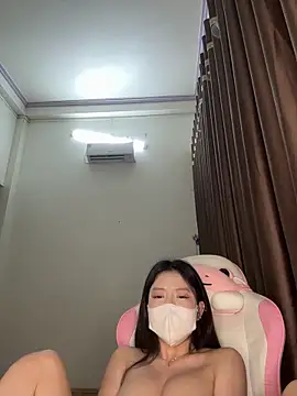 wang1472581 online show from March 29, 2026, 9:09 am