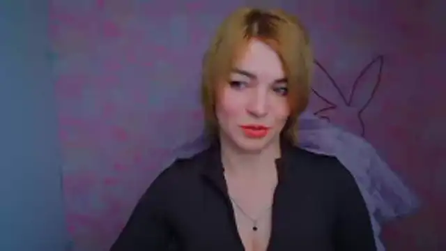 Snapshot of CuttieEmma chatting on February 26, 2026, 12:37 pm CuttieEmma online show from February 26, 2026, 12:37 pm