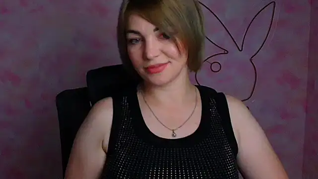 Snapshot of CuttieEmma chatting on June 25, 2026, 6:07 am CuttieEmma online show from June 25, 2026, 6:07 am