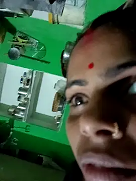 Snapshot of Priyakoli4568 chatting on April 27, 2026, 3:21 pm Priyakoli4568 online show from April 27, 2026, 3:21 pm