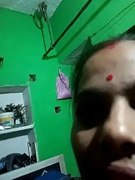 Snapshot of Priyakoli4568 chatting on May 1, 2026, 3:49 pm Priyakoli4568 online show from May 1, 2026, 3:49 pm