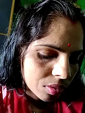 Snapshot of Priyakoli4568 chatting on May 15, 2026, 4:52 am Priyakoli4568 online show from May 15, 2026, 4:52 am