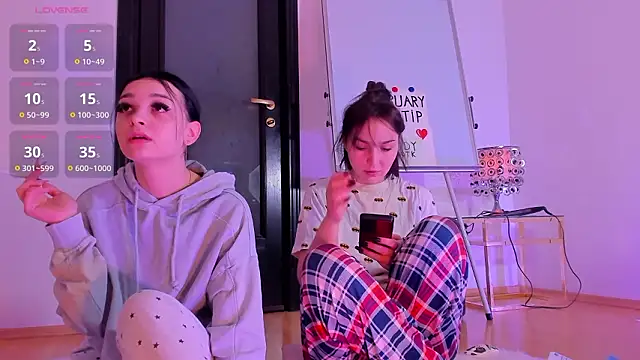 Snapshot of Peanaughty chatting on February 27, 2026, 7:41 am Peanaughty online show from February 27, 2026, 7:41 am