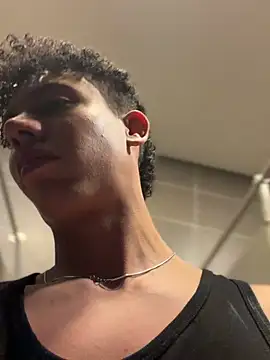 yoursexyjose online show from June 11, 2026, 9:46 pm