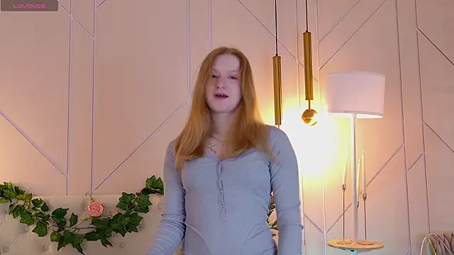 Snapshot of AmandaWatts chatting on February 24, 2026, 5:16 am AmandaWatts online show from February 24, 2026, 5:16 am