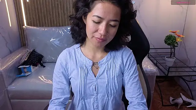 Snapshot of Lynn_turner chatting on February 6, 2026, 12:52 pm Lynn turner online show from February 6, 2026, 12:52 pm