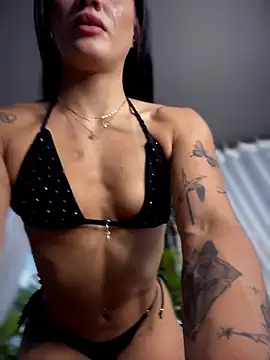 ScarletsXXX online show from February 5, 2026, 9:19 pm