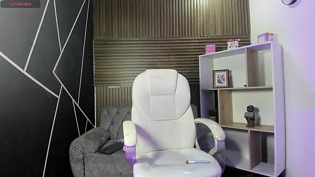 Snapshot of GemmaBrown chatting on February 10, 2026, 12:53 pm GemmaBrown online show from February 10, 2026, 12:53 pm