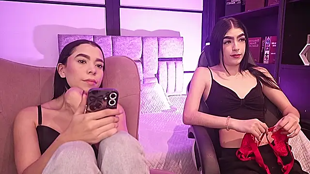 Snapshot of GemmaBrown chatting on February 11, 2026, 2:00 pm GemmaBrown online show from February 11, 2026, 2:00 pm