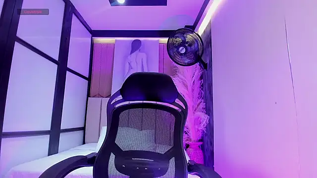 GemmaBrown online show from March 18, 2026, 2:53 pm