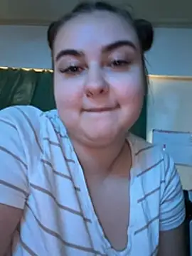 Snapshot of AlyaX_X chatting on March 15, 2026, 1:17 pm AlyaX X online show from March 15, 2026, 1:17 pm