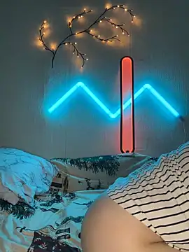 Snapshot of AlyaX_X chatting on April 2, 2026, 10:46 am AlyaX X online show from April 2, 2026, 10:46 am