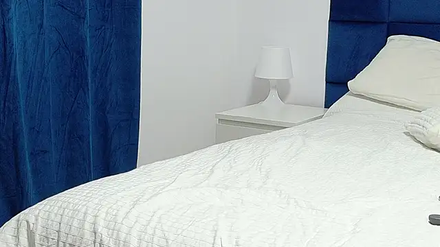 beatriceskye1 online show from February 11, 2026, 4:23 pm