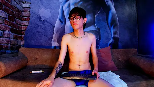 Snapshot of Jax_valentine chatting on February 24, 2026, 11:03 pm Jax valentine online show from February 24, 2026, 11:03 pm