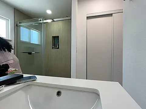 Anadia Starr online show from April 5, 2026, 9:12 pm