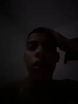 Snapshot of dominick_fran chatting on February 6, 2026, 8:29 am dominick fran online show from February 6, 2026, 8:29 am