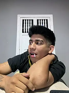 Thiago Olsen online show from February 1, 2026, 10:52 pm