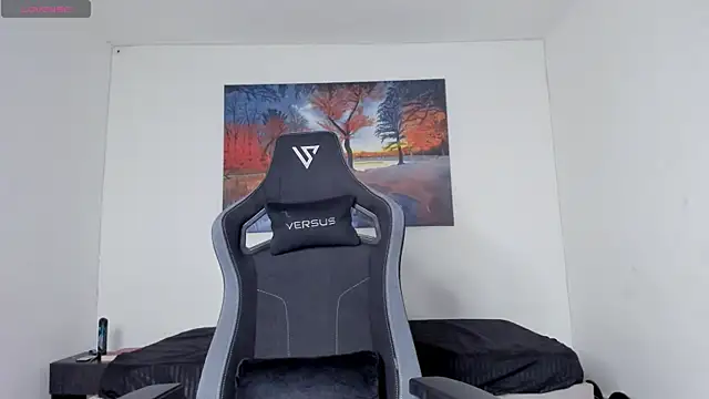 ryanwhite3 online show from April 20, 2026, 9:27 pm