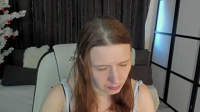 Kathrine Meyer online show from March 25, 2026, 2:06 am