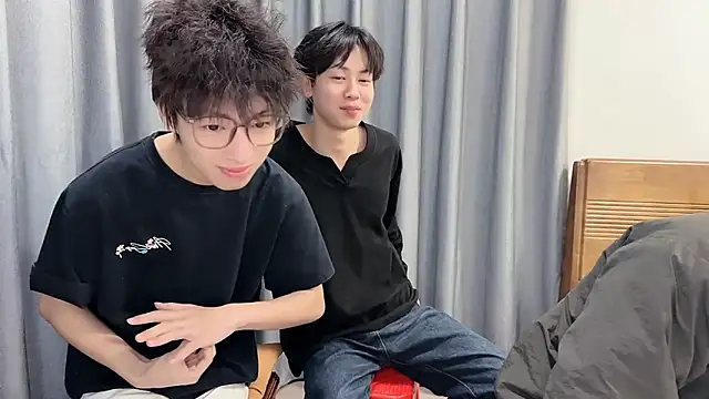 Snapshot of No_1MiaoMiao-Kk chatting on February 1, 2026, 11:09 am No 1MiaoMiao-Kk online show from February 1, 2026, 11:09 am