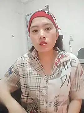 Queen-love45 online show from February 1, 2026, 5:28 am