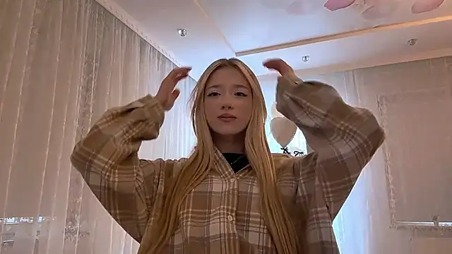 Snapshot of IvyArmbrister chatting on February 11, 2026, 3:06 pm IvyArmbrister online show from February 11, 2026, 3:06 pm