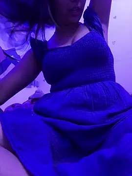 Snapshot of kavyababy00 chatting on February 14, 2026, 3:31 pm kavyababy00 online show from February 14, 2026, 3:31 pm