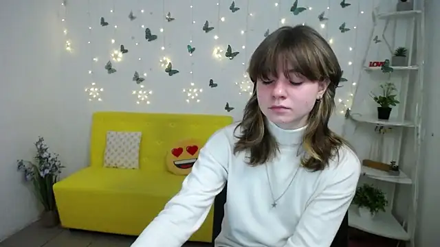 Snapshot of AnnaWest_ chatting on February 25, 2026, 6:23 am AnnaWest online show from February 25, 2026, 6:23 am