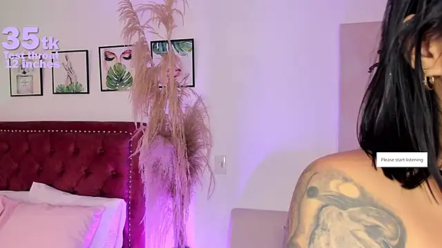 Lilyy joness online show from February 13, 2026, 1:07 pm