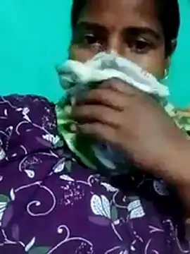 Snapshot of Your_deshibhabi25years chatting on February 22, 2026, 10:47 am Your deshibhabi25years online show from February 22, 2026, 10:47 am