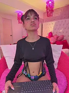 Kitty madness online show from March 13, 2026, 2:23 pm