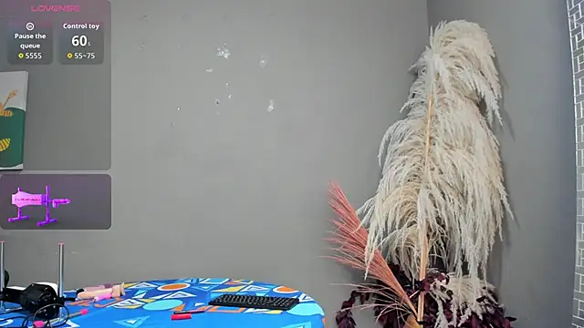 Snapshot of brendarendon chatting on February 28, 2026, 3:29 am brendarendon online show from February 28, 2026, 3:29 am