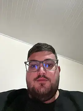 Snapshot of Jmlbsuchi chatting on February 16, 2026, 3:13 am Jmlbsuchi online show from February 16, 2026, 3:13 am