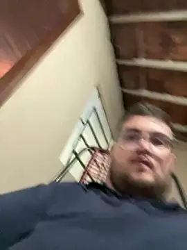 Snapshot of Jmlbsuchi chatting on February 17, 2026, 5:37 am Jmlbsuchi online show from February 17, 2026, 5:37 am